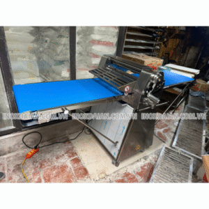 Inox Đại An bàn giao Máy cán bột 2 chiều BC-550BL cho khách hàng